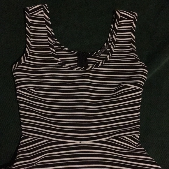 Striped Skater dress - Picture 2 of 3